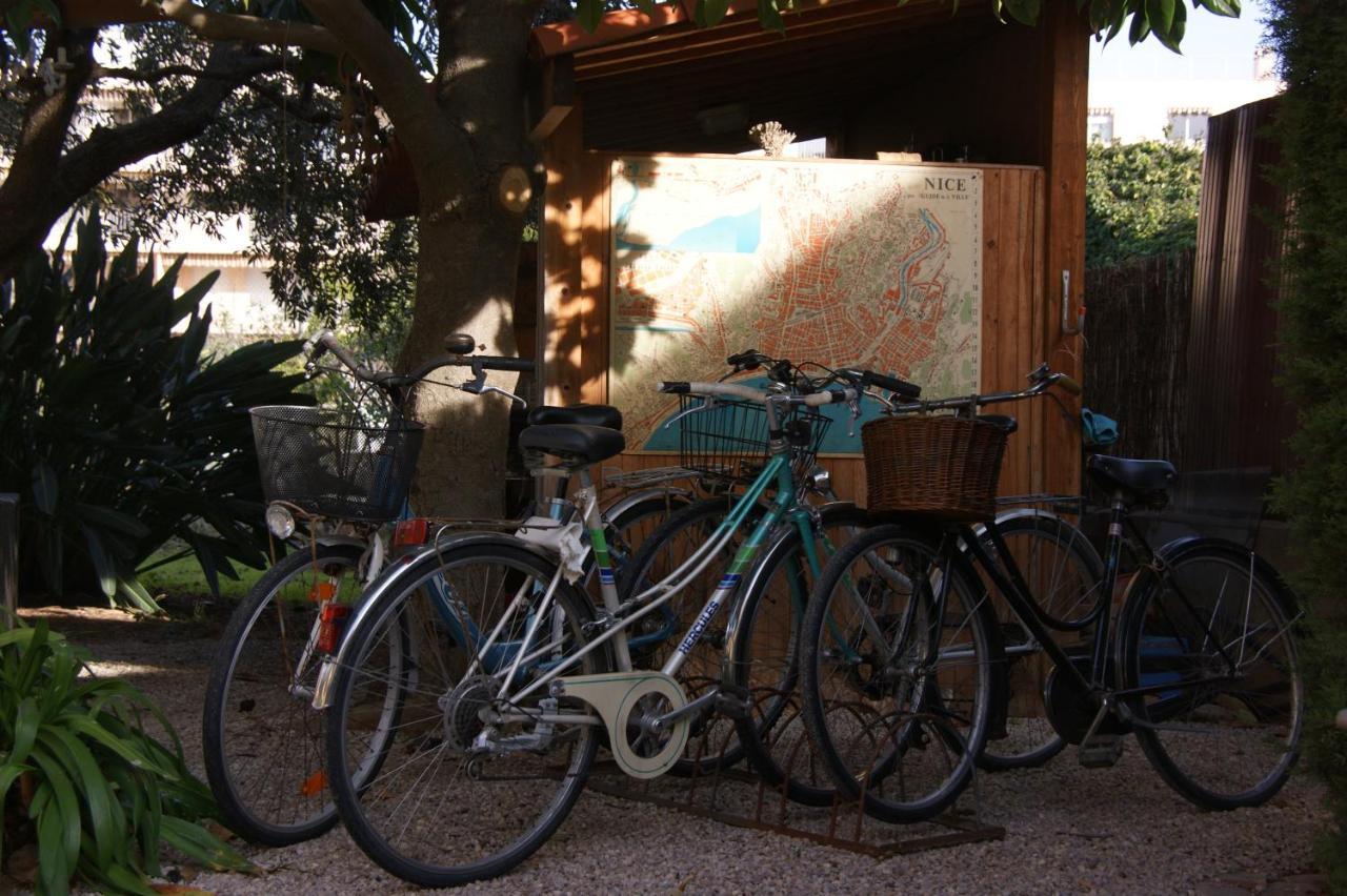 Villa Calliste Saint-Laurent-du-Var Exterior foto